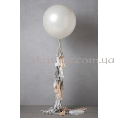 Велика біла кулька металік 80 см з гірляндою тассел – фото 1